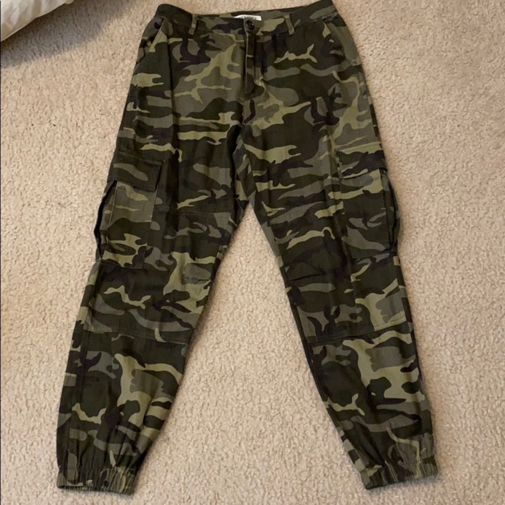 Camo pants